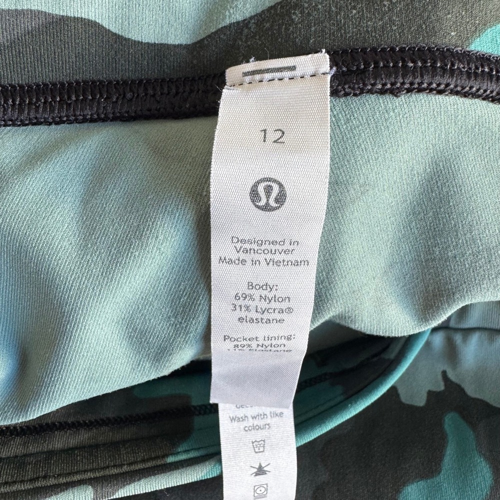 Lululemon Invigorate High-Rise Crop 23" Heritage 365 Camo Tidewater‎ Teal Multi - Picture 15 of 15